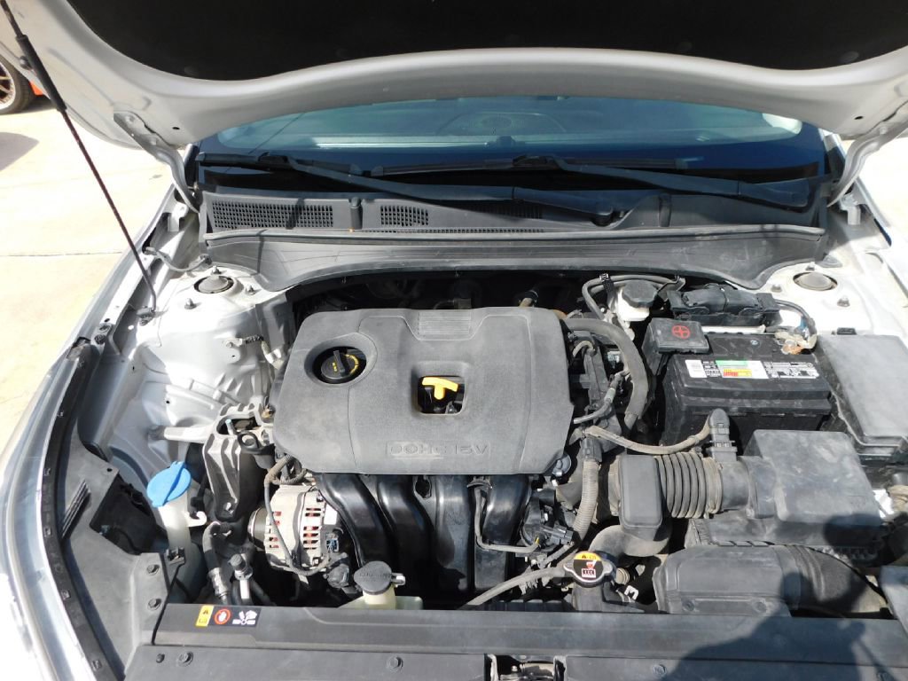 Used 2019 Kia Forte LXS image 12