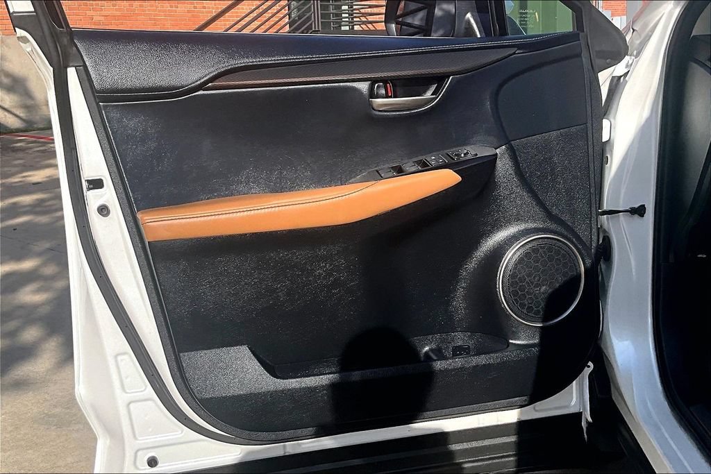 Used 2015 Lexus NX 200t FWD image 24