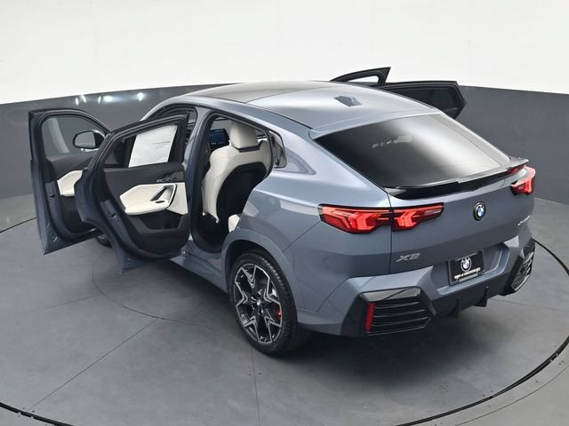 New 2026 BMW X2 xDrive28i w/ Technology Package AWD/4WD image 43