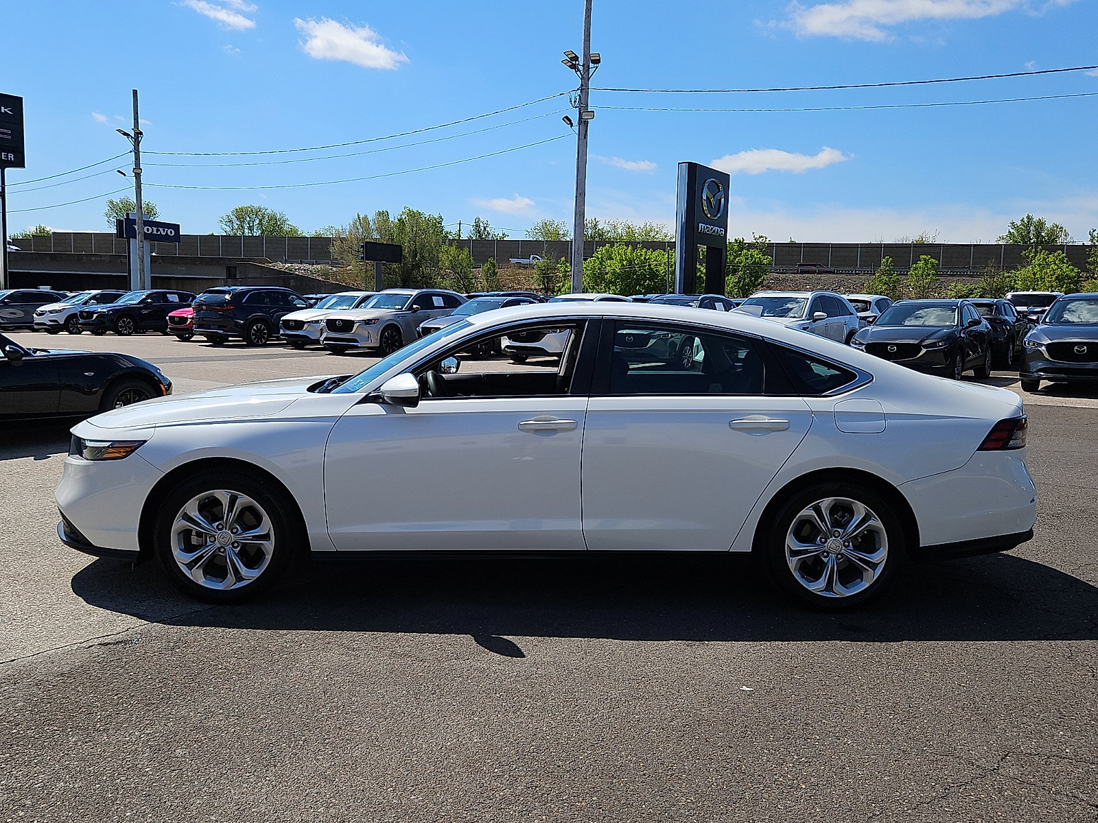 Used 2024 Honda Accord LX image 4