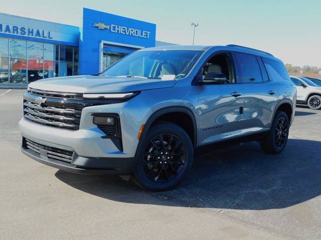 New 2026 Chevrolet Traverse LT w/ Midnight/Sport Edition image 2