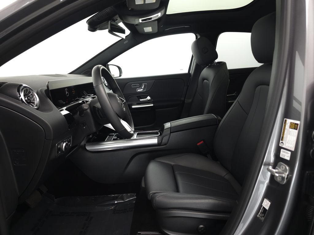 Certified 2026 Mercedes-Benz GLA 250 4MATIC image 7