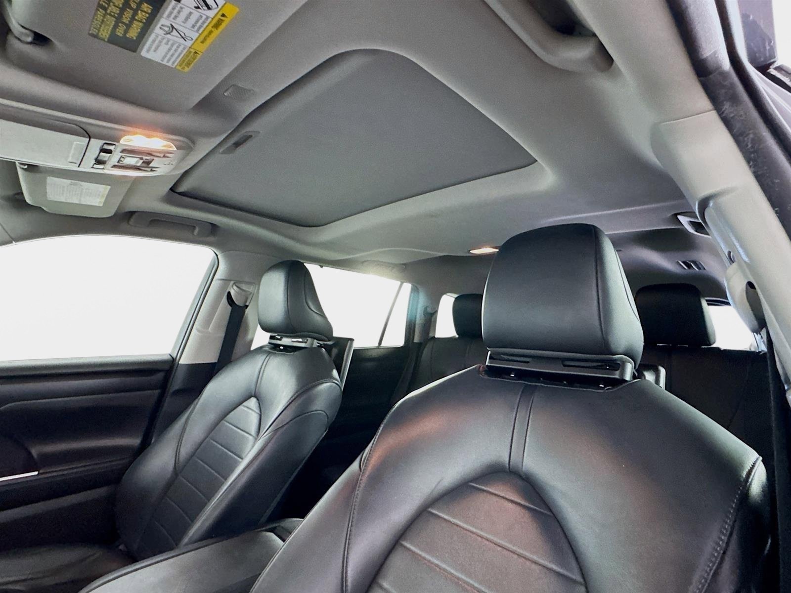 Used 2020 Toyota Highlander XLE image 14