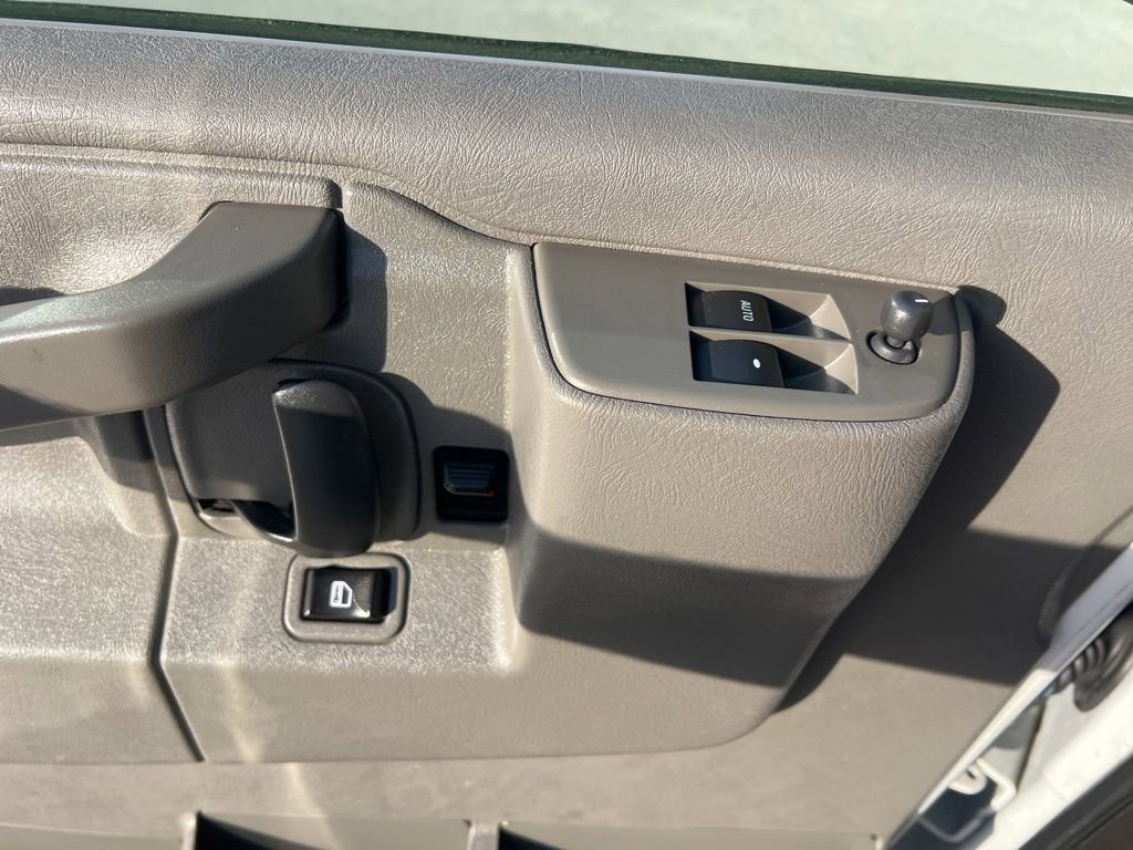 Used 2019 Chevrolet Express 3500 LT w/ LT Preferred Equipment Group RWD image 52