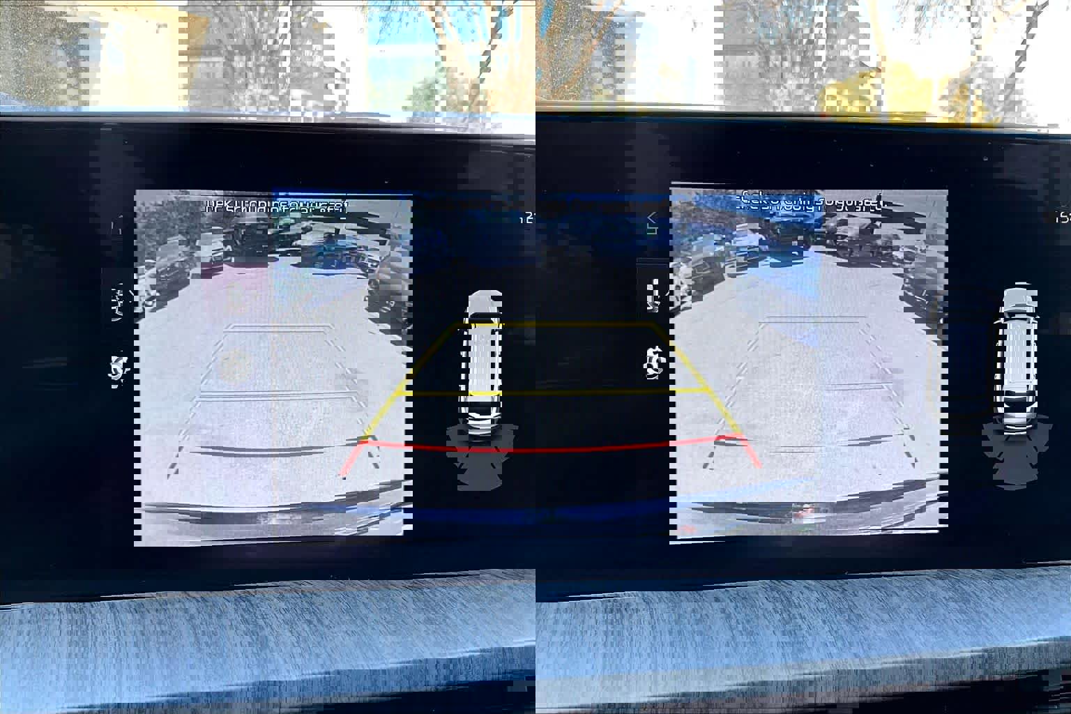 Used 2024 Kia Telluride EX w/ EX Captain's Chair Package image 28