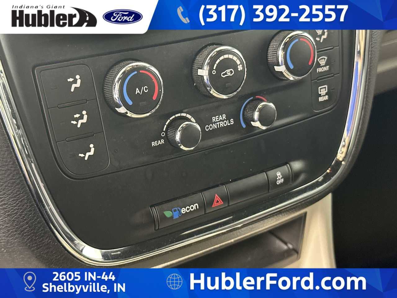 Used 2017 Dodge Grand Caravan SXT FWD image 17