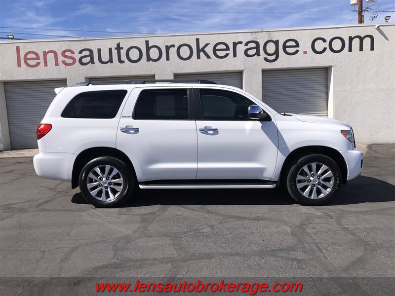 Used 2017 Toyota Sequoia Limited w/ Safety & Convenience Package RWD video 1