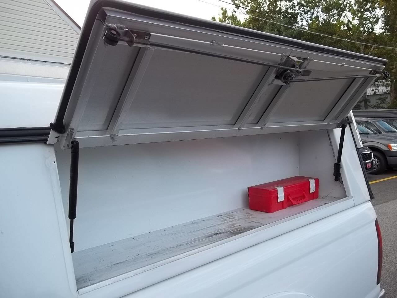 Used 2001 Nissan Frontier SE Desert Runner image 15