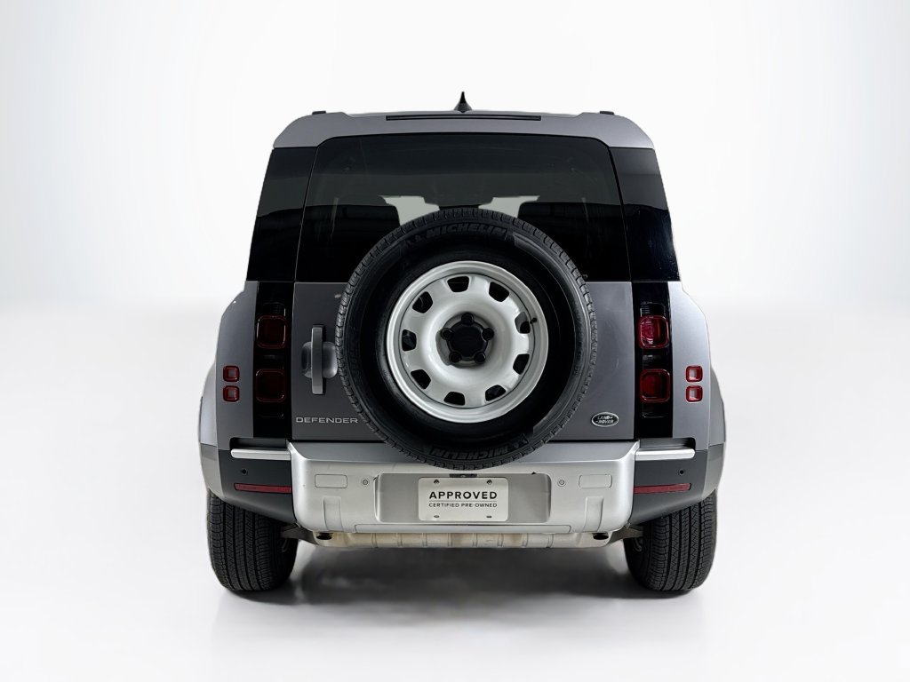Used 2023 Land Rover Defender 110 AWD/4WD image 4