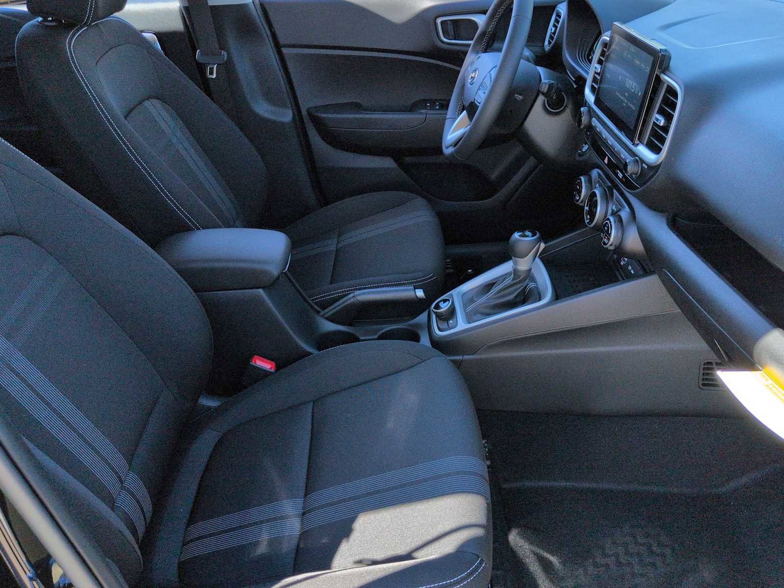 Certified 2026 Hyundai Venue SEL image 22