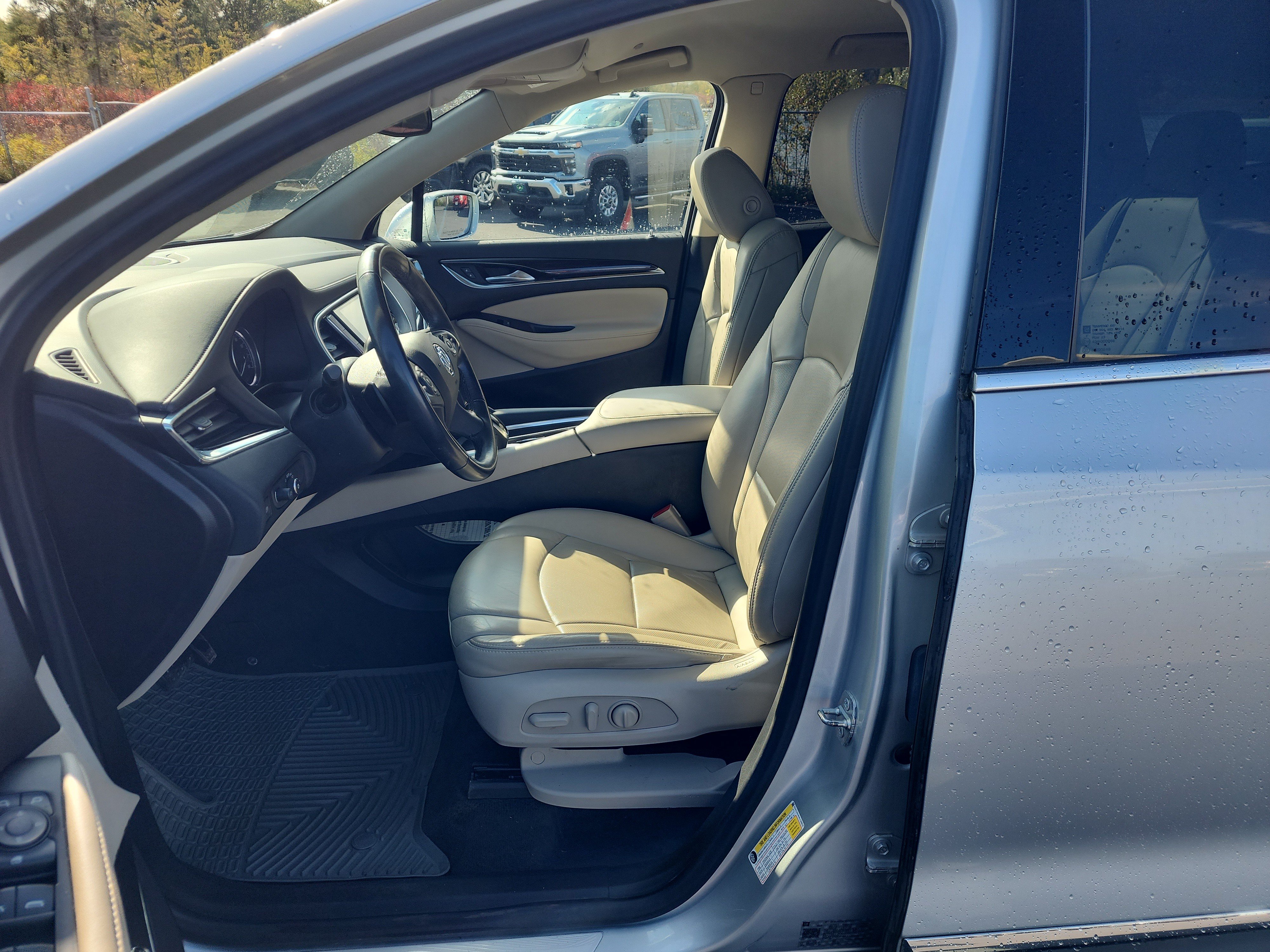Certified 2019 Buick Enclave Essence AWD/4WD image 11