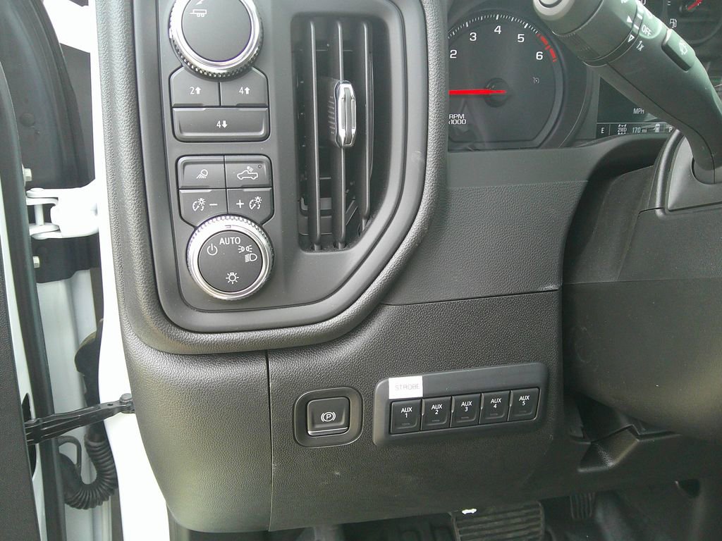 New 2025 GMC Sierra 2500 Pro w/ Convenience Package image 9