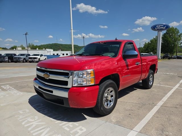 Used 2009 Chevrolet Silverado 1500 W/T w/ LS Package image 3