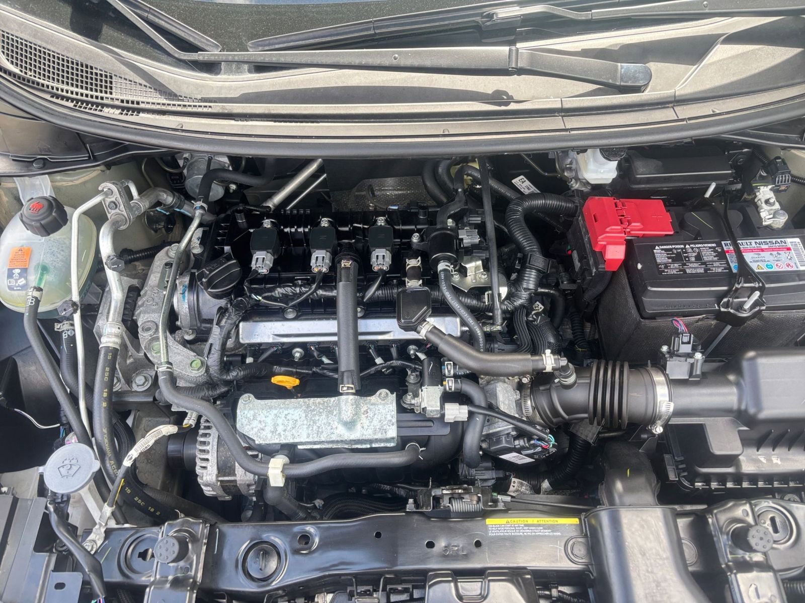 Used 2025 Nissan Versa SV FWD image 30