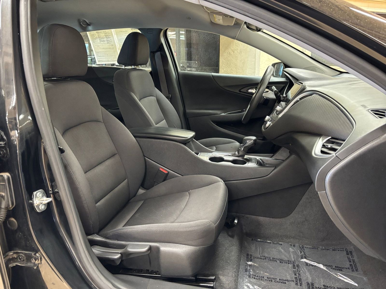 Used 2023 Chevrolet Malibu LT image 37