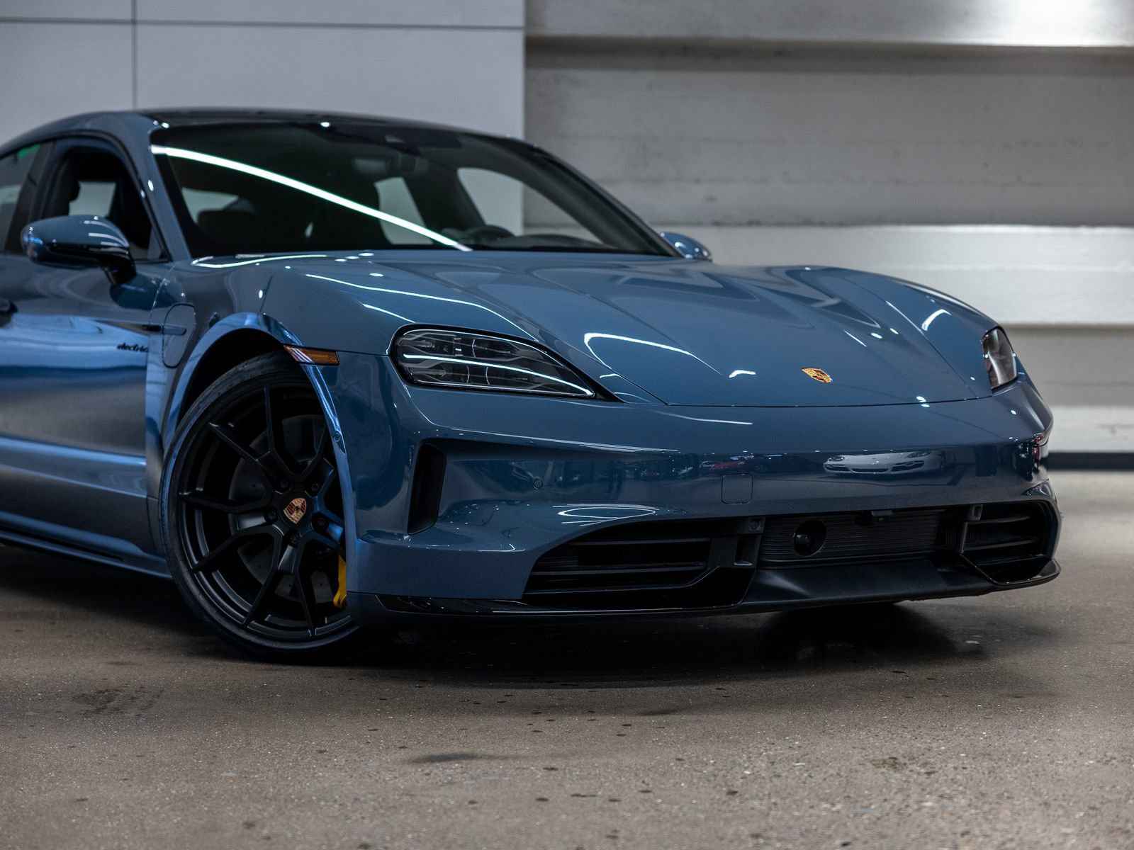 New 2026 Porsche Taycan GTS AWD/4WD image 16