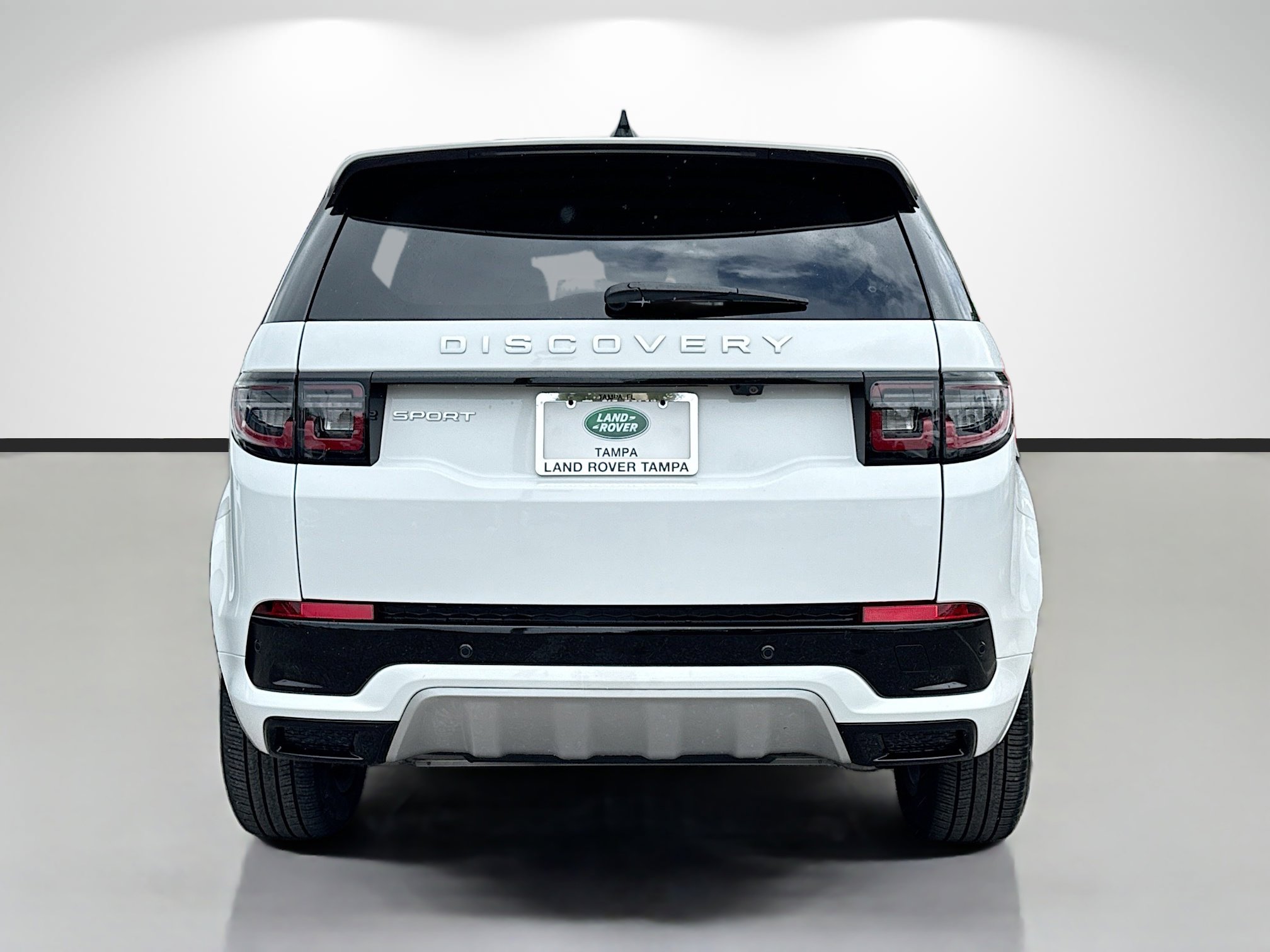 Certified 2025 Land Rover Discovery Sport S image 4
