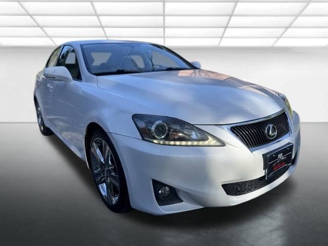 Used 2011 Lexus IS 250 w/ Premium Pkg Value Edition image 3