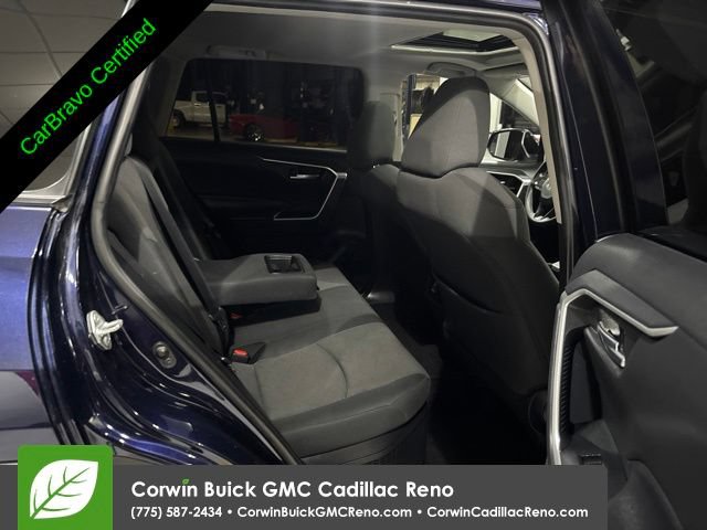 Used 2019 Toyota RAV4 XLE w/ Carpet Mat Package AWD/4WD image 34