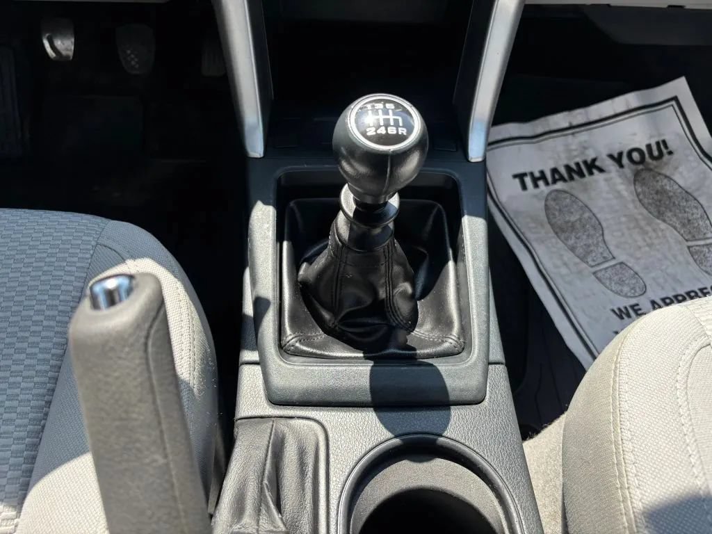 Used 2017 Subaru Forester 2.5i AWD/4WD image 18