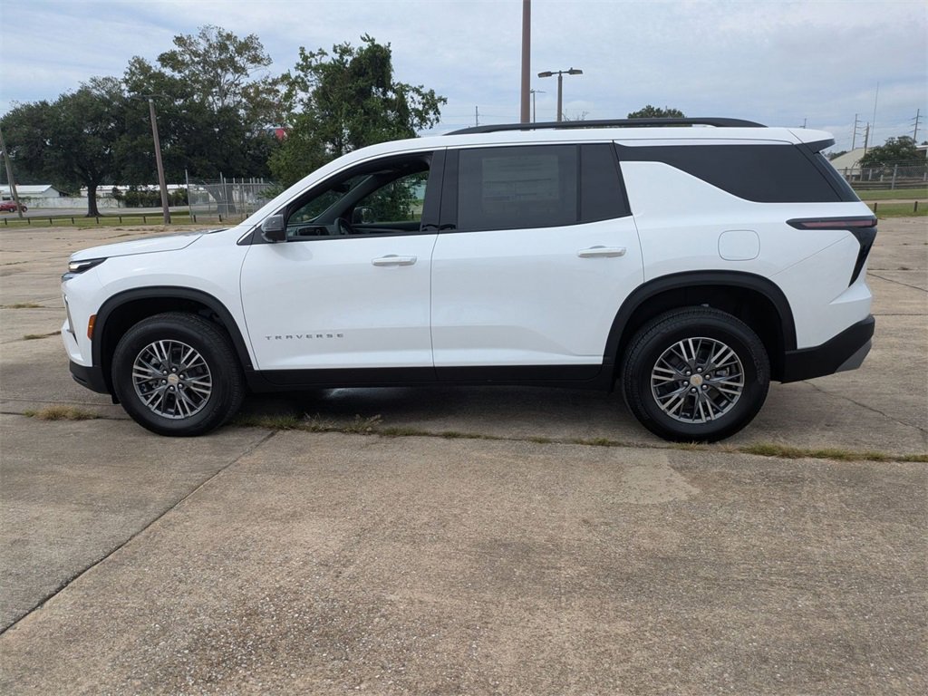 New 2026 Chevrolet Traverse LT w/ Driver Confidence Package image 8