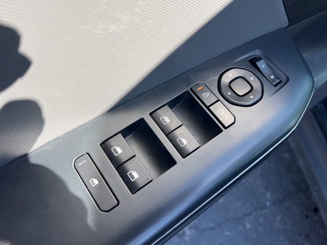 Certified 2025 Kia K4 LXS image 28