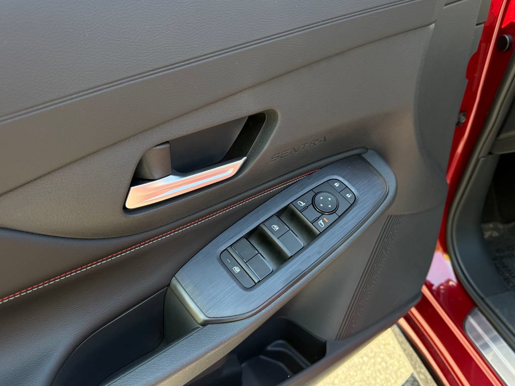 New 2026 Nissan Sentra SR w/ Floor Mat Package FWD image 16