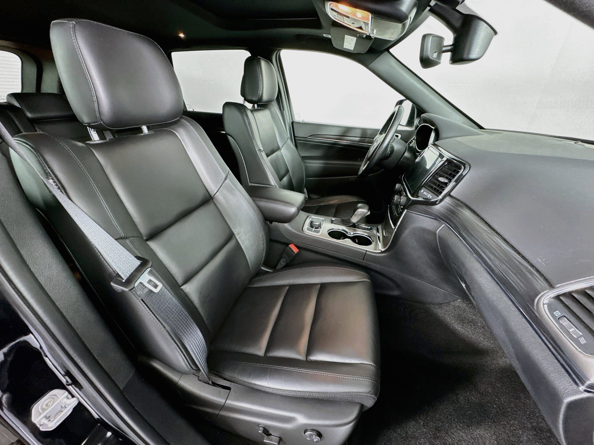 Used 2022 Jeep Grand Cherokee Limited AWD/4WD image 28