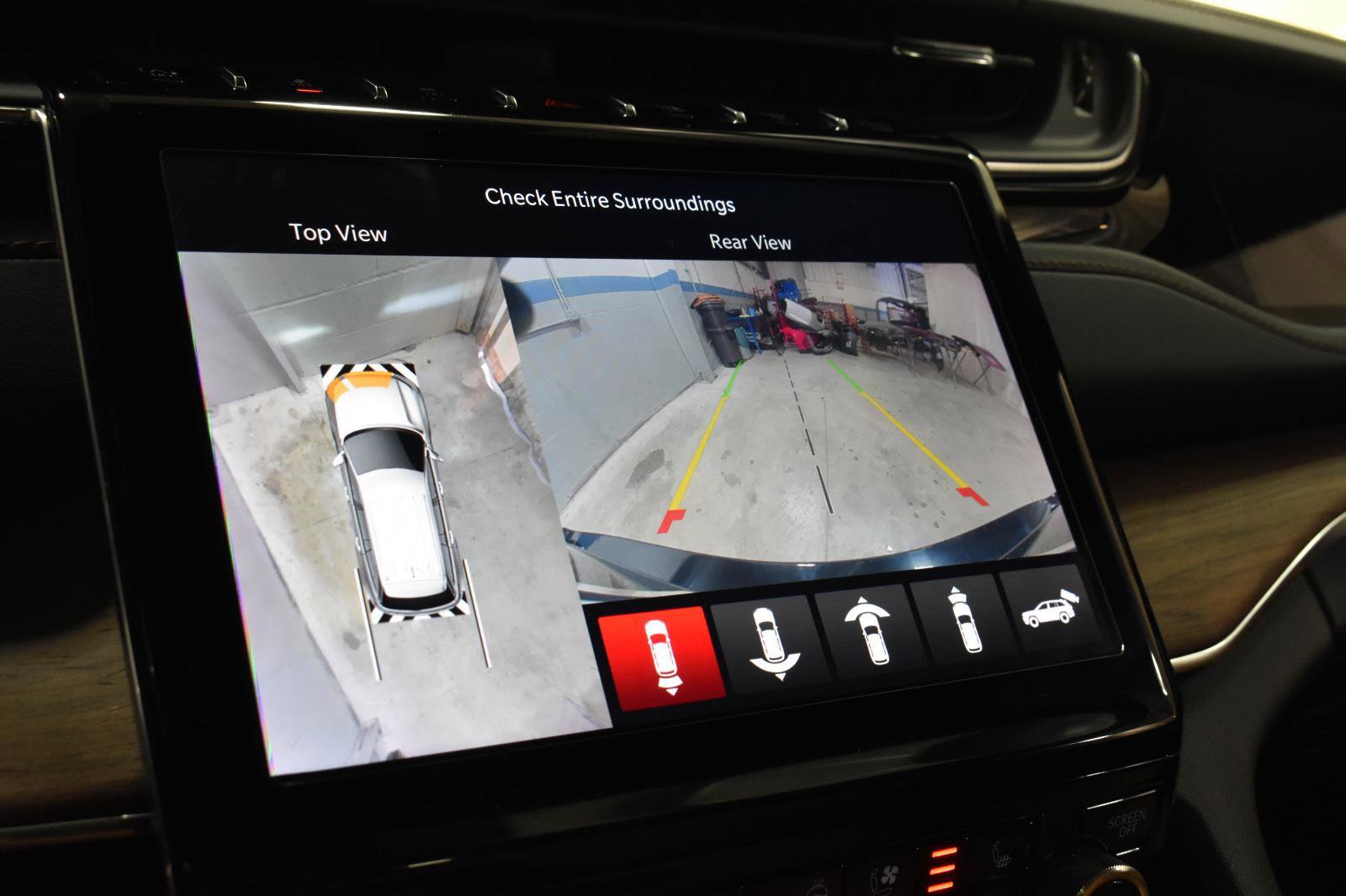 Used 2023 Jeep Grand Cherokee L Summit w/ Advanced Protech Group IV image 21