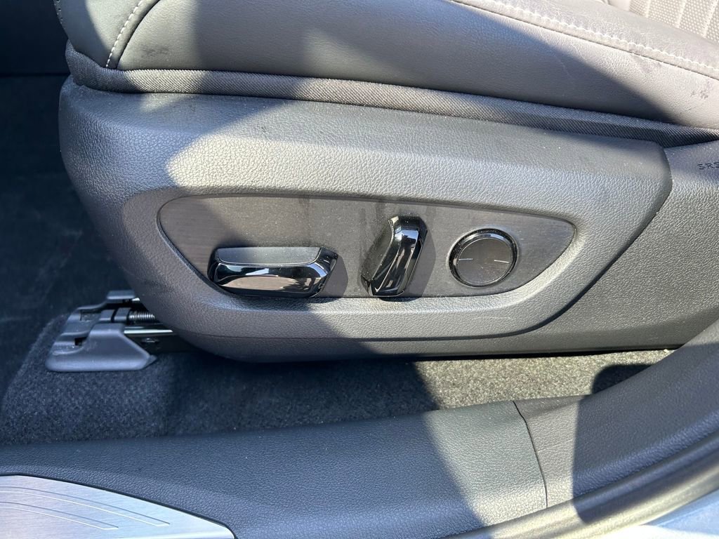 Used 2023 Lexus RX 350 F Sport w/ Accessory Package image 21