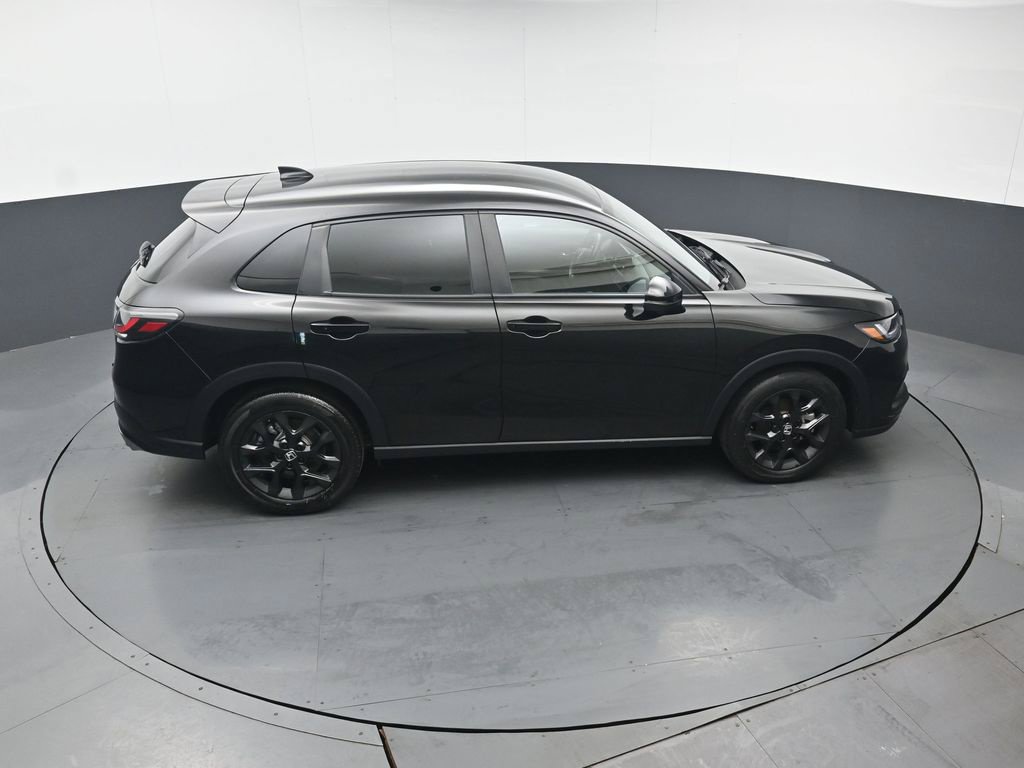 Used 2025 Honda HR-V Sport image 40