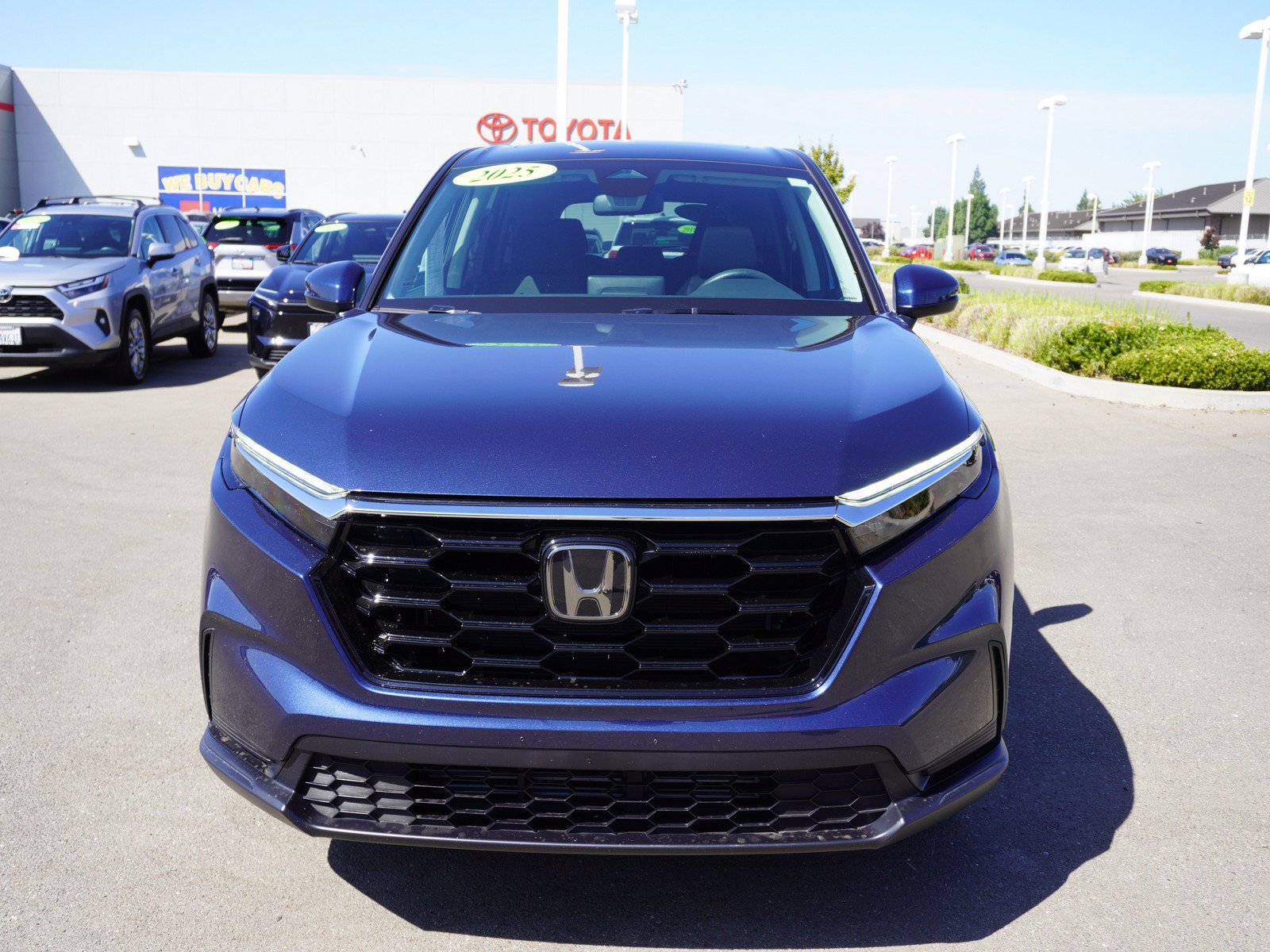 Used 2025 Honda CR-V EX image 6