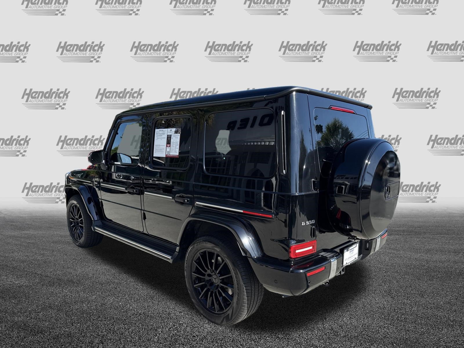 Used 2023 Mercedes-Benz G 550 image 7