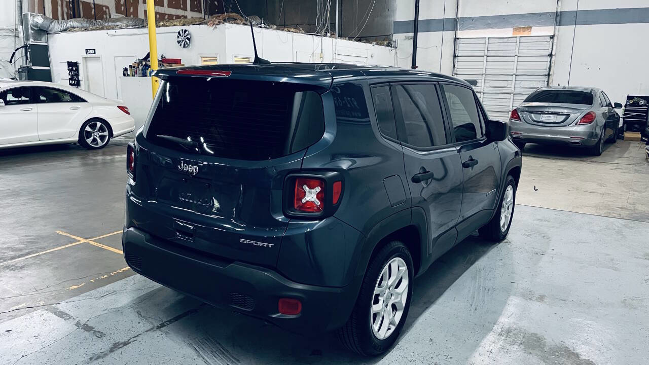 Used 2020 Jeep Renegade Sport w/ UConnect 7.0 Group FWD image 9