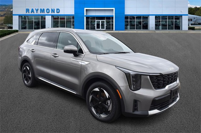 Used 2025 Kia Sorento EX