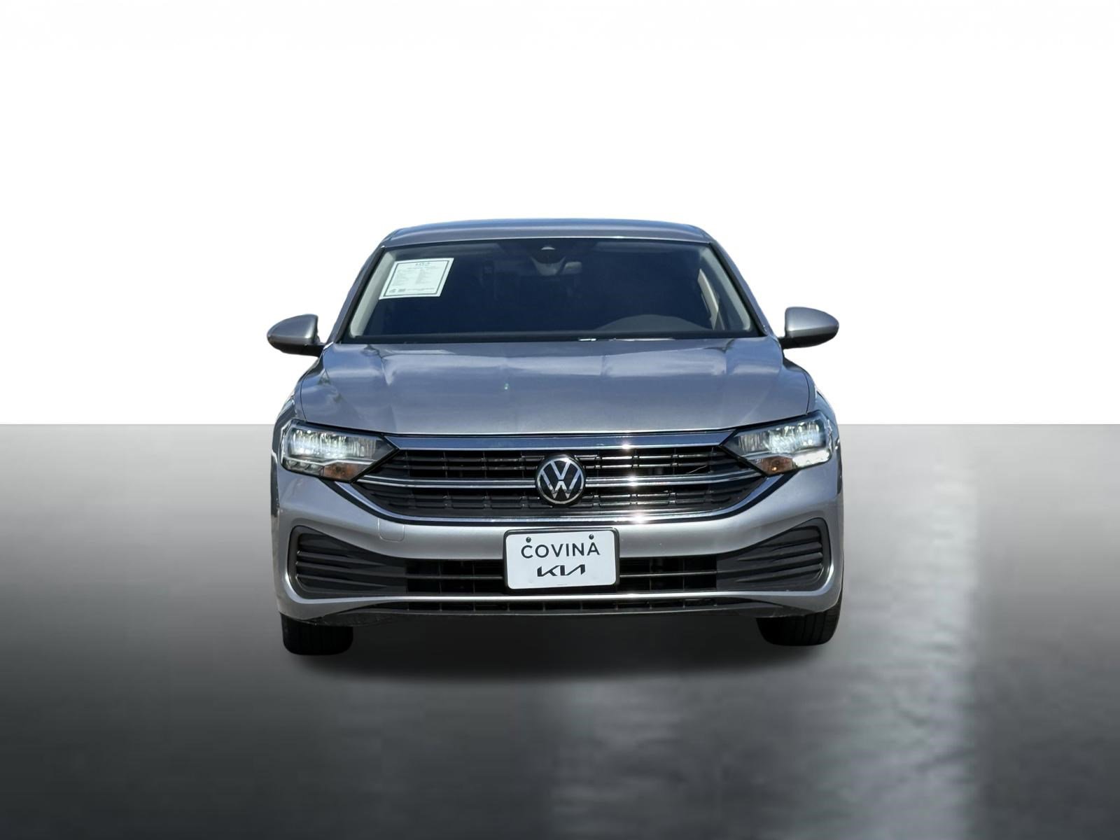 Used 2024 Volkswagen Jetta S image 3