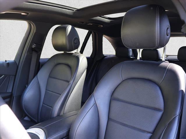 Used 2022 Mercedes-Benz GLC 300 4MATIC image 13