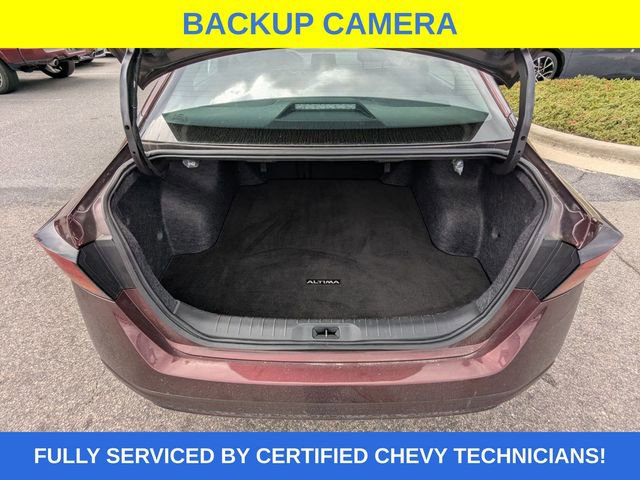 Used 2024 Nissan Altima 2.5 SV image 12