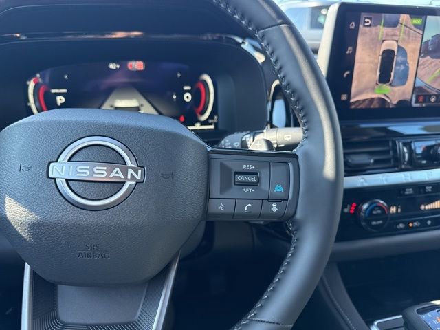 New 2026 Nissan Pathfinder SL image 15