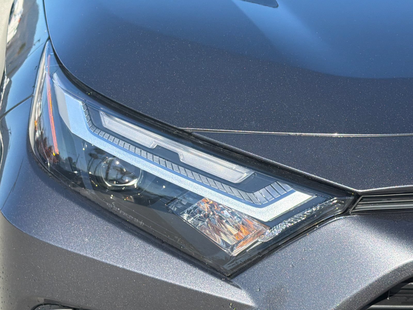 Used 2024 Toyota RAV4 LE AWD/4WD image 35