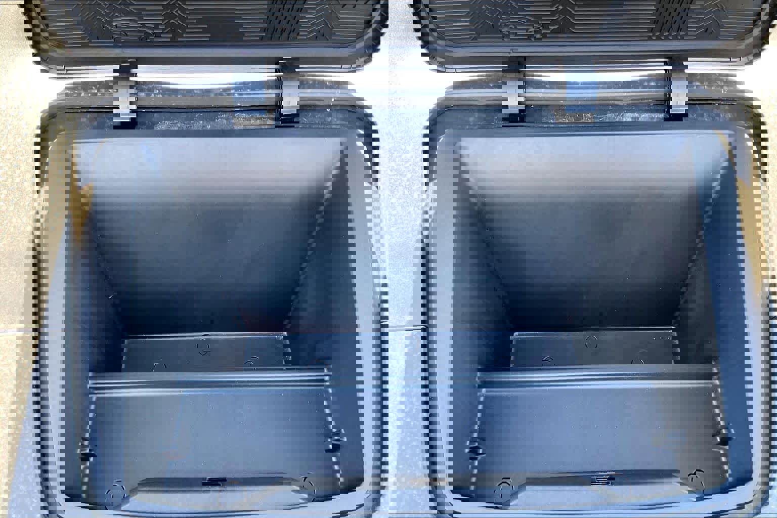 New 2025 Volvo EX30 Plus w/ Protection Package Premier image 32