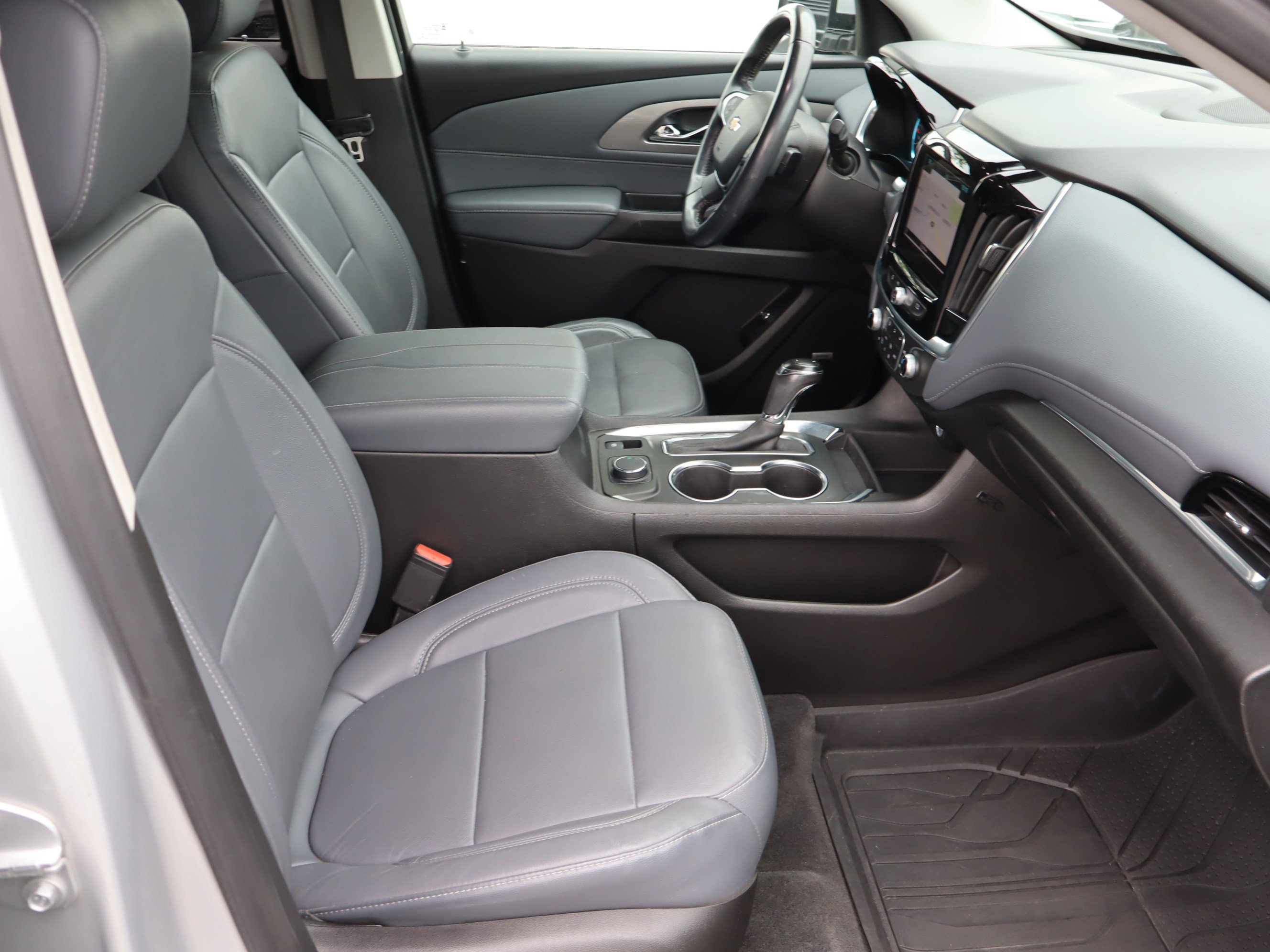 Used 2019 Chevrolet Traverse LT w/ LT Premium Package FWD image 39