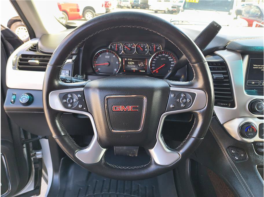 Used 2015 GMC Yukon XL SLT w/ Open Road Package image 5