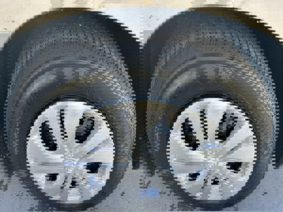 New 2025 Nissan Versa S w/ Trunk Package image 9