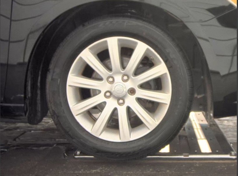 Used 2013 Chrysler 200 Touring image 11