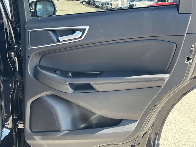 Used 2019 Ford Edge SEL w/ Equipment Group 201A AWD/4WD image 24