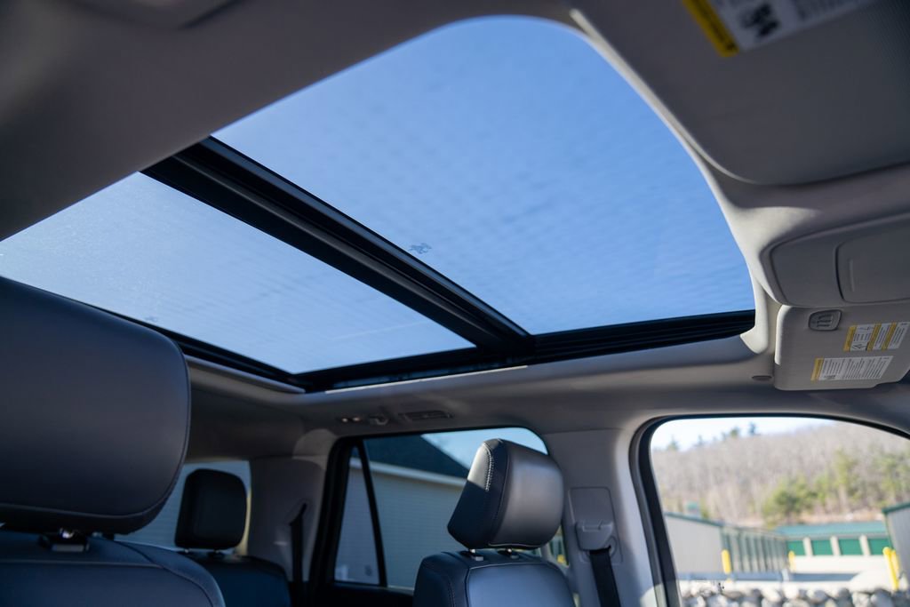 Used 2025 Ford Expedition Max Active image 13