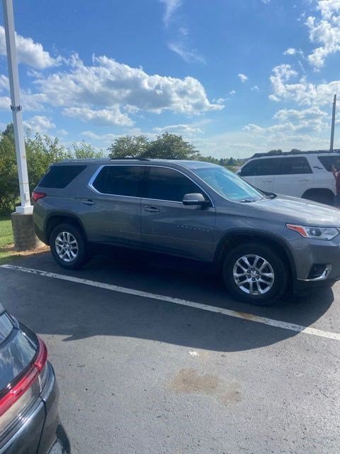 Used 2018 Chevrolet Traverse LT FWD image 4
