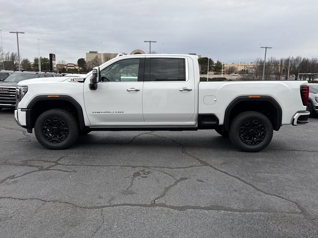 New 2026 GMC Sierra 3500 Denali w/ Denali Reserve Package image 12