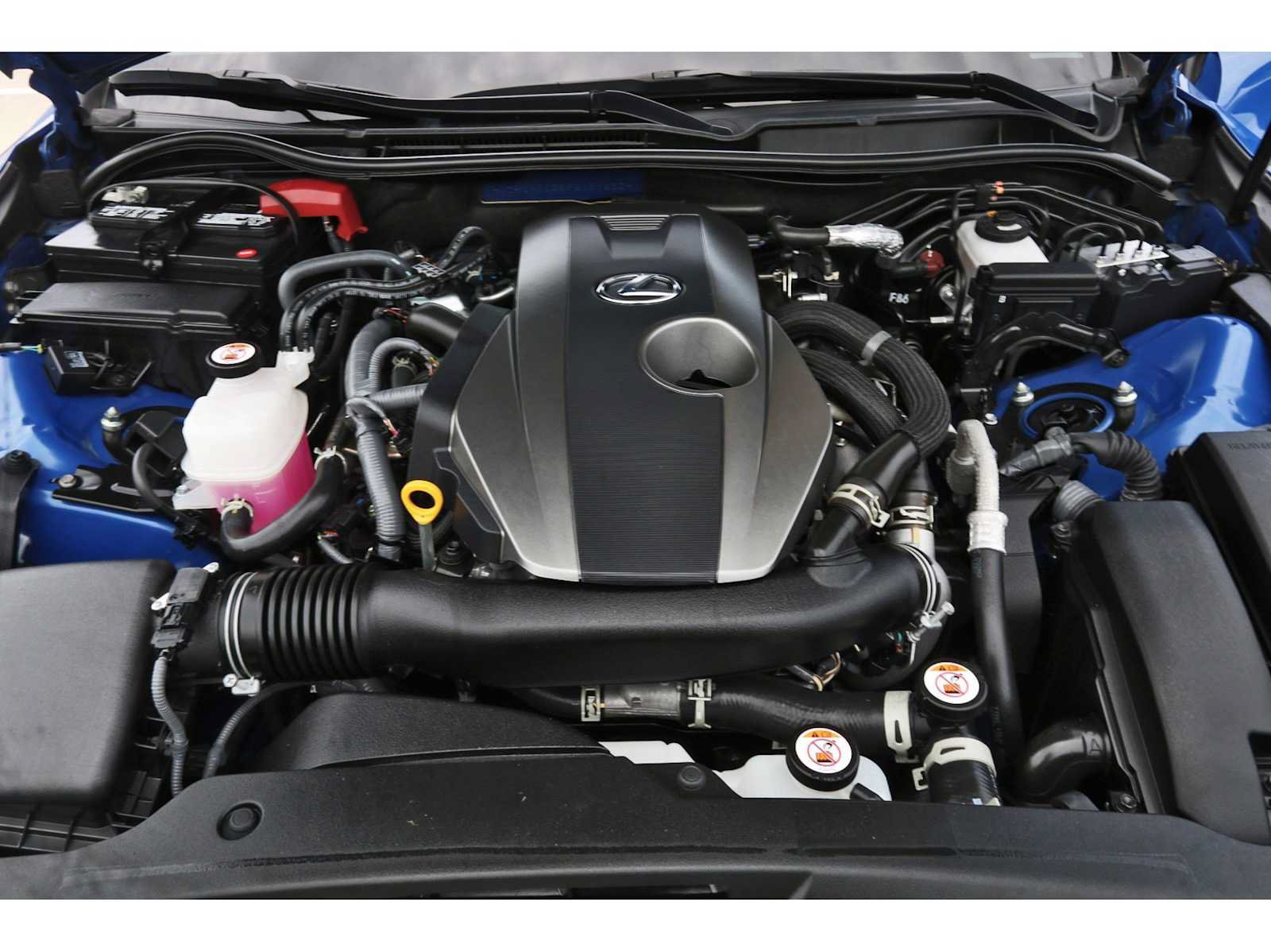 Used 2024 Lexus IS 300 w/ Comfort Package RWD image 31